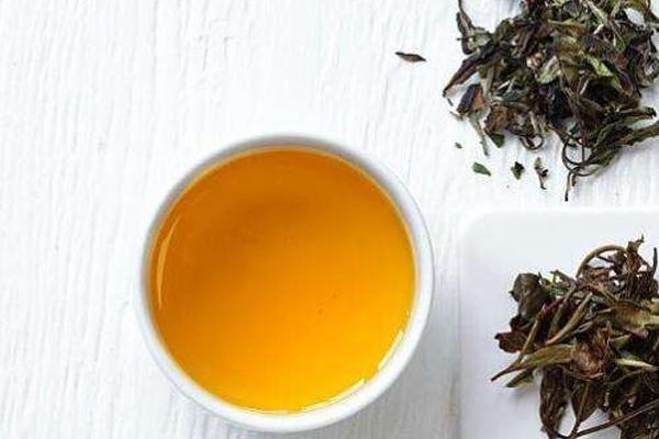 选择正确的茶叶类型以促进胃部健：探索养胃效果的茶类