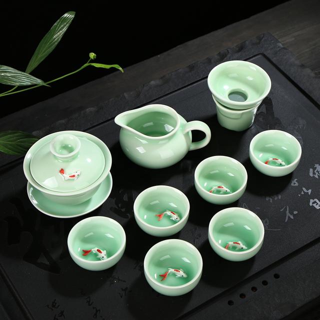 青瓷茶具适合泡红茶吗？