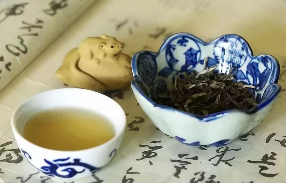 则道曼松普洱茶400g