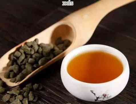 冲泡乌龙茶普洱茶水