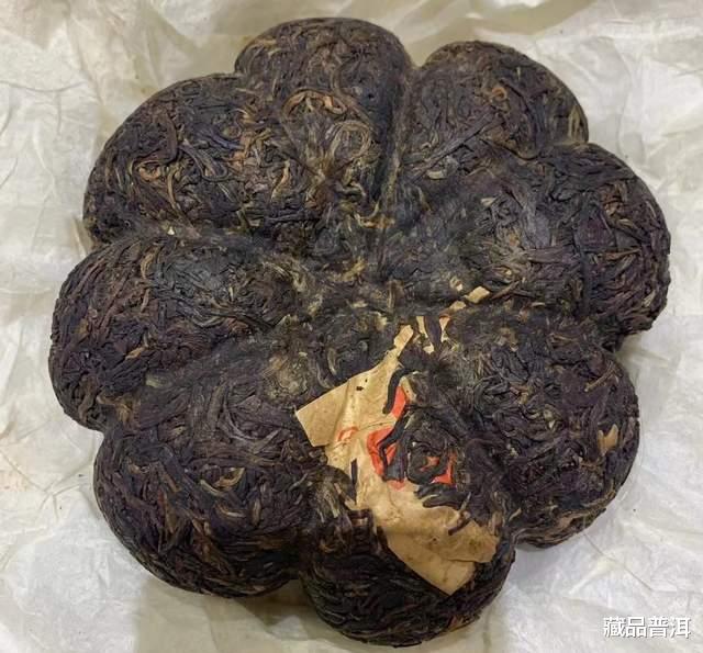 福葫芦茶与金瓜普洱茶鉴