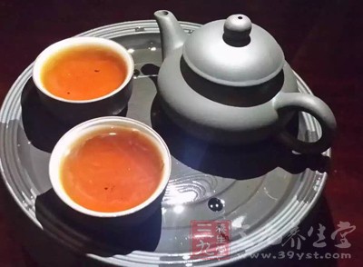 天能喝刺五加茶吗