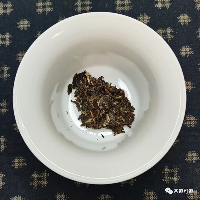 下关精品大白菜熟茶：传统与品质的完美结合