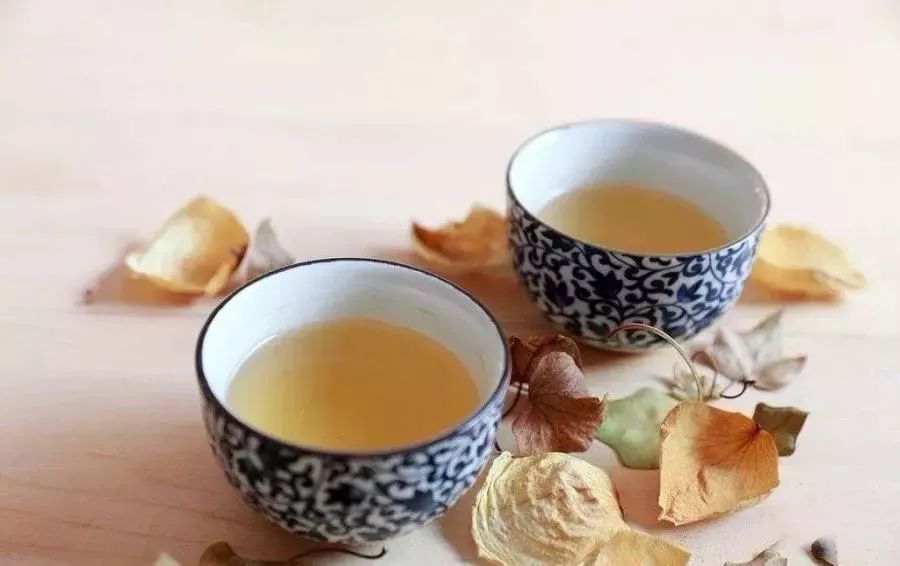 茶叶冲泡量计算：一斤茶叶能泡成几杯茶？