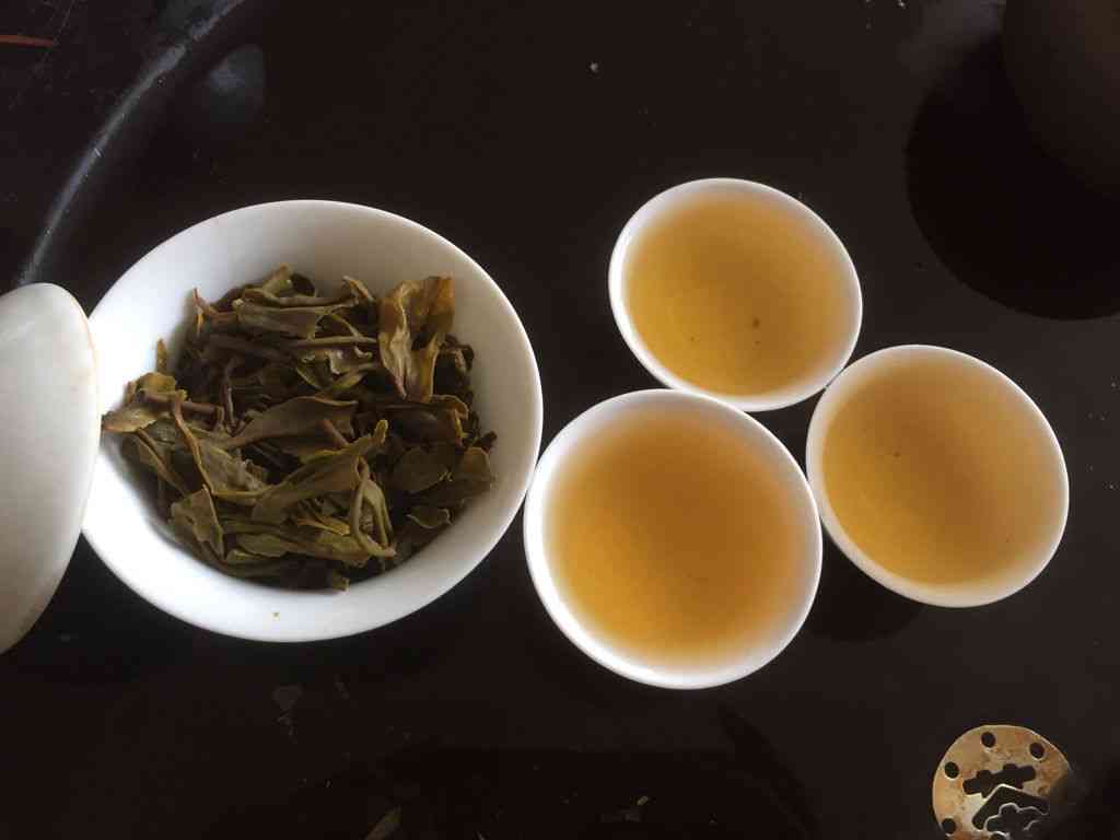 普洱茶干泡后变黄