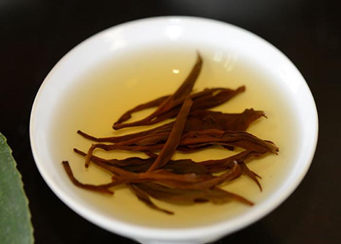 广东传统茶文化探索：发现古树红茶的历史魅力