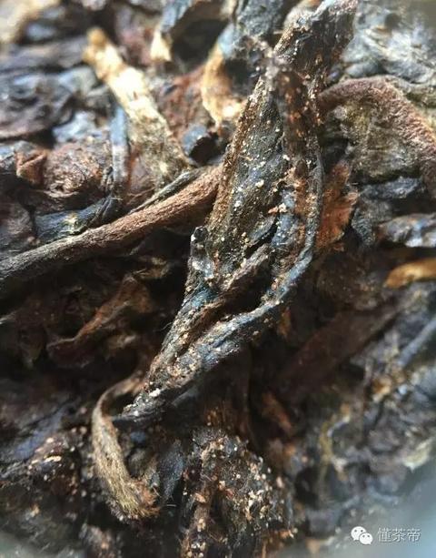 普洱茶茶饼烂糟